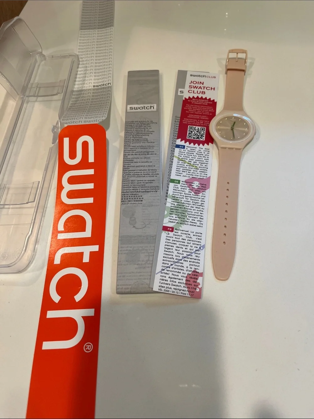 Swatch SKINSKIN watch (model SVUT100) ultra-thin pale pink strap w/gold accents